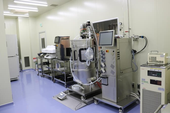 In-house GMP Manufacturing Facilities